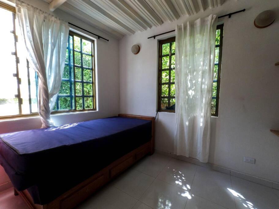 Casa Familiar Y De Descanso Villa Lorenza - Apulo Cund. Екстериор снимка