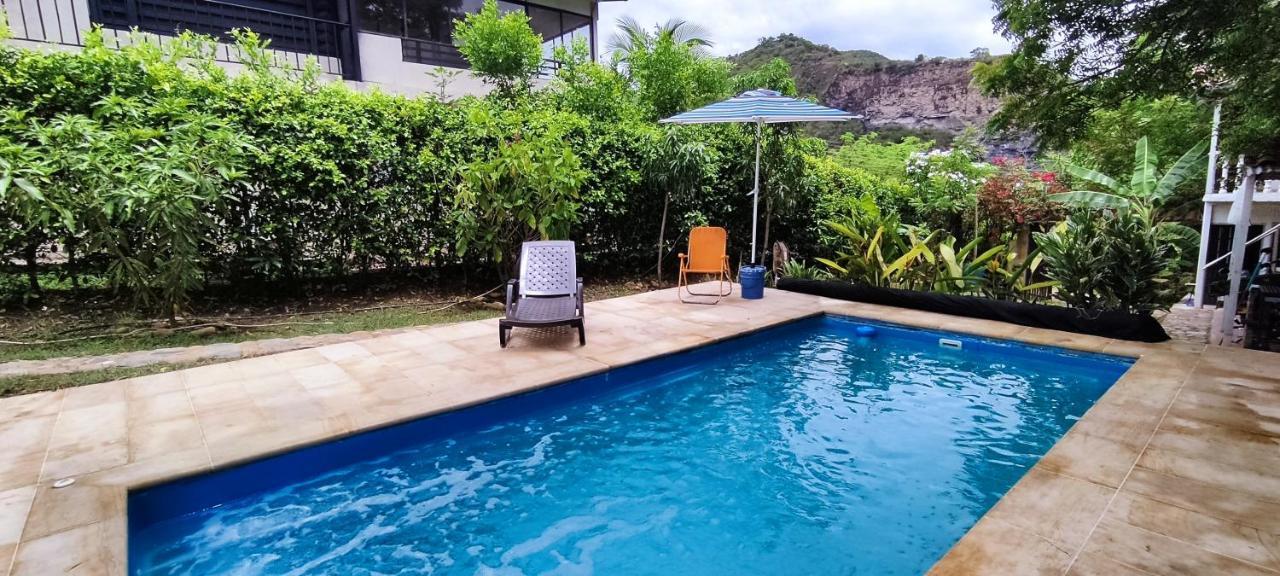 Casa Familiar Y De Descanso Villa Lorenza - Apulo Cund. Екстериор снимка