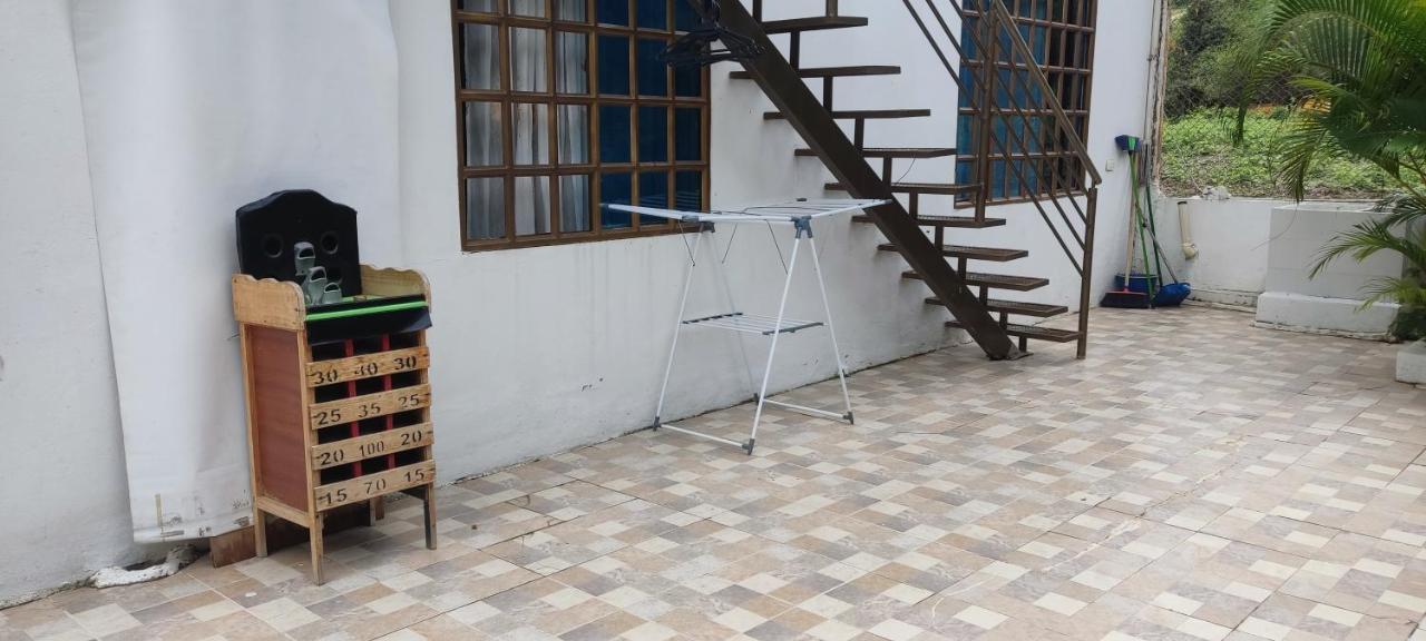 Casa Familiar Y De Descanso Villa Lorenza - Apulo Cund. Екстериор снимка